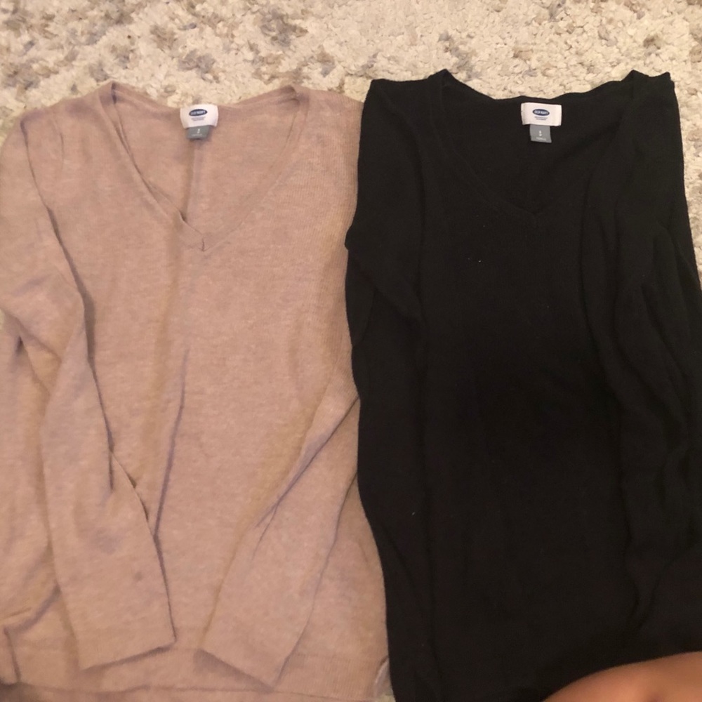 Old Navy V-Neck Sweaters